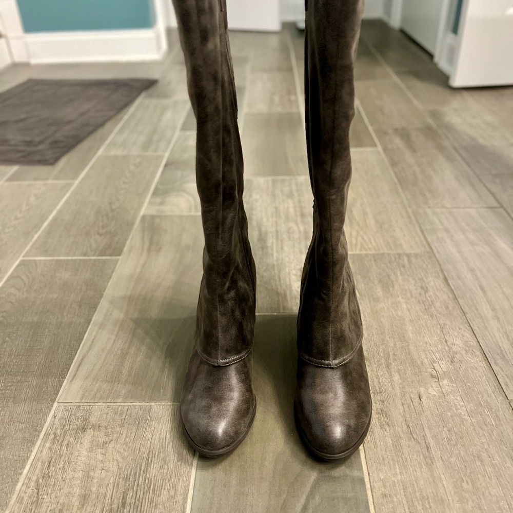 Women's Tall Brown Boots